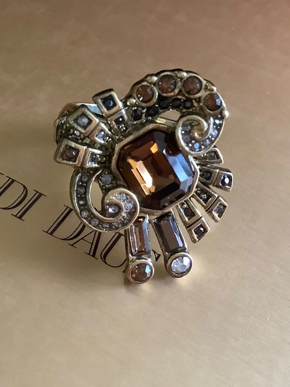 HEIDI DAUS French Ribbon Crystal Art Deco Bow Ring & Earrings Smoked Topaz SZ 9